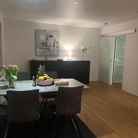 Tritt Ein Bring Glueck Herein - Exquisite 75 Qm - Messenaehe - Parkplatz - Flughafennaehe Ντίσελντορφ Εξωτερικό φωτογραφία