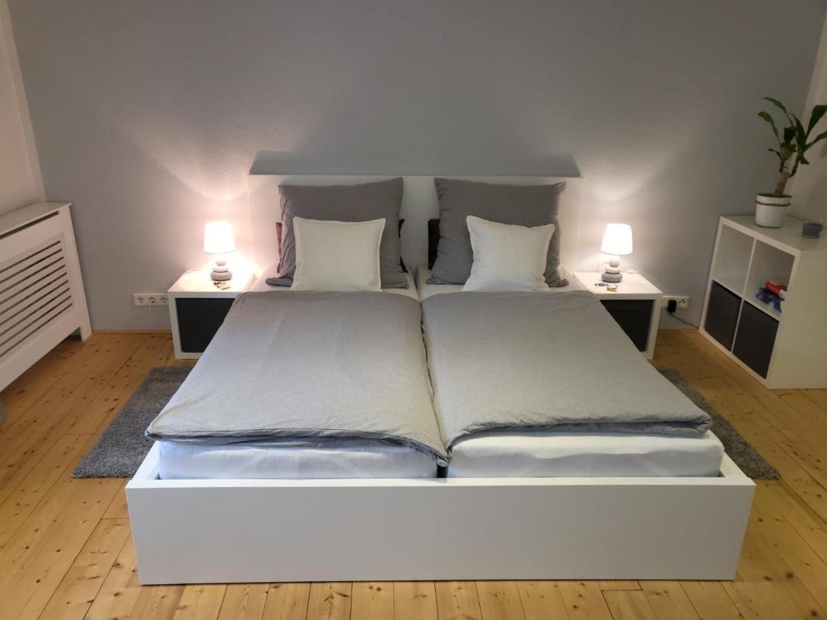 Tritt Ein Bring Glueck Herein - Exquisite 75 Qm - Messenaehe - Parkplatz - Flughafennaehe Ντίσελντορφ Εξωτερικό φωτογραφία