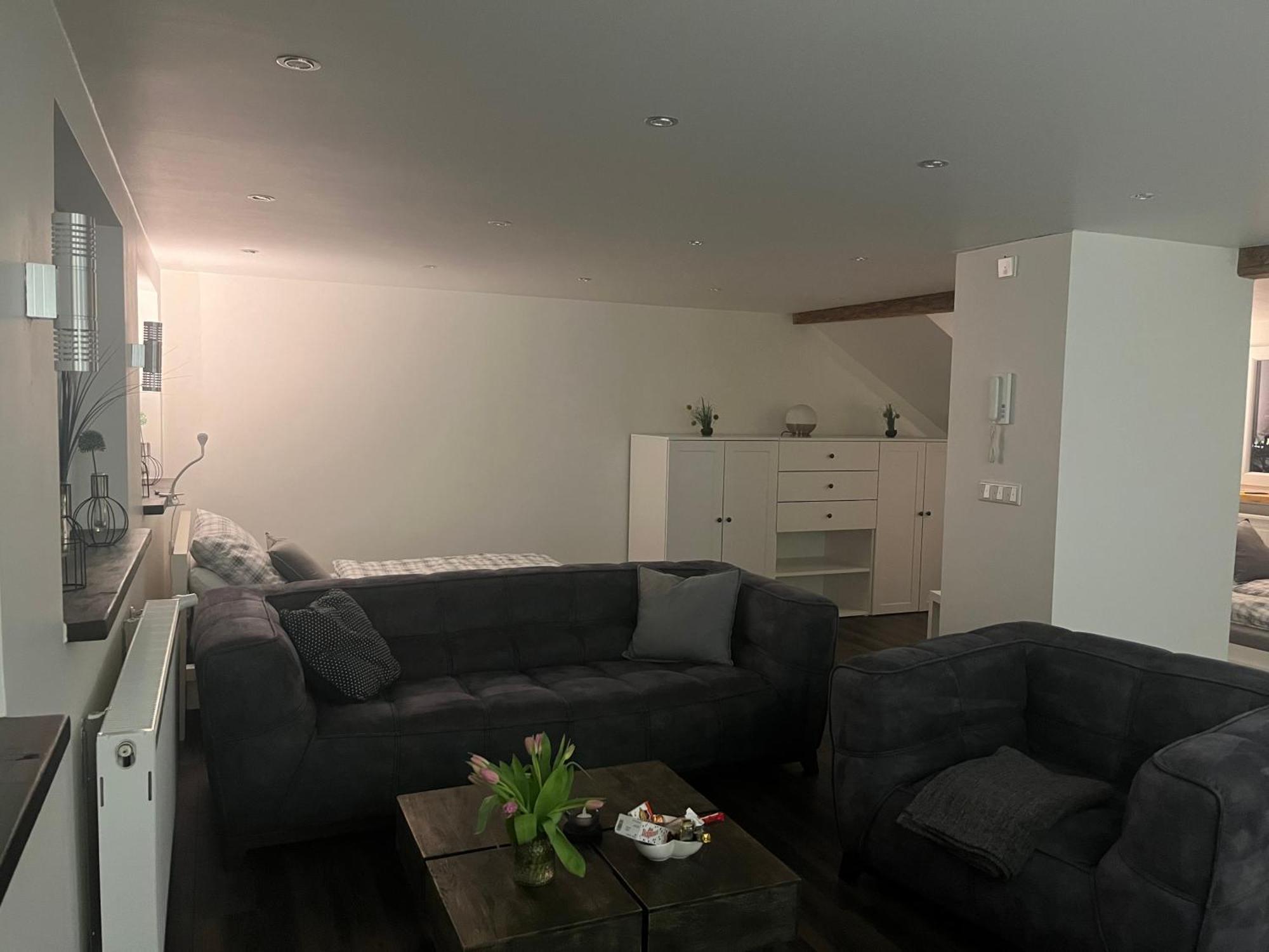 Tritt Ein Bring Glueck Herein - Exquisite 75 Qm - Messenaehe - Parkplatz - Flughafennaehe Ντίσελντορφ Εξωτερικό φωτογραφία