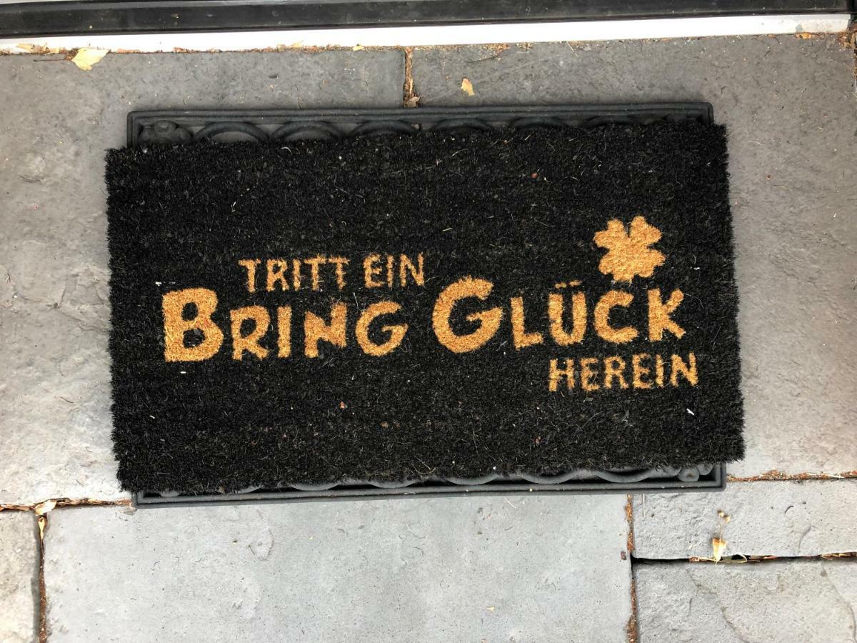 Tritt Ein Bring Glueck Herein - Exquisite 75 Qm - Messenaehe - Parkplatz - Flughafennaehe Ντίσελντορφ Εξωτερικό φωτογραφία